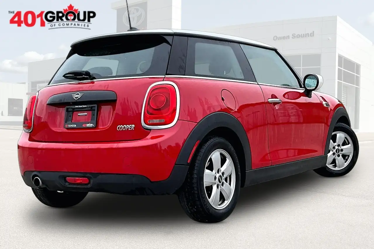 MINI 3 Door снимка MINI 3 Door