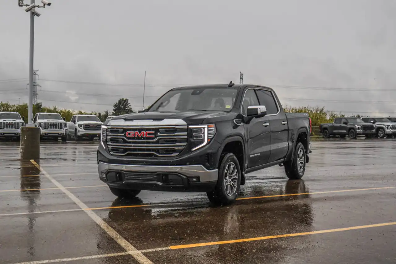 GMC Sierra 1500 снимка GMC Sierra 1500