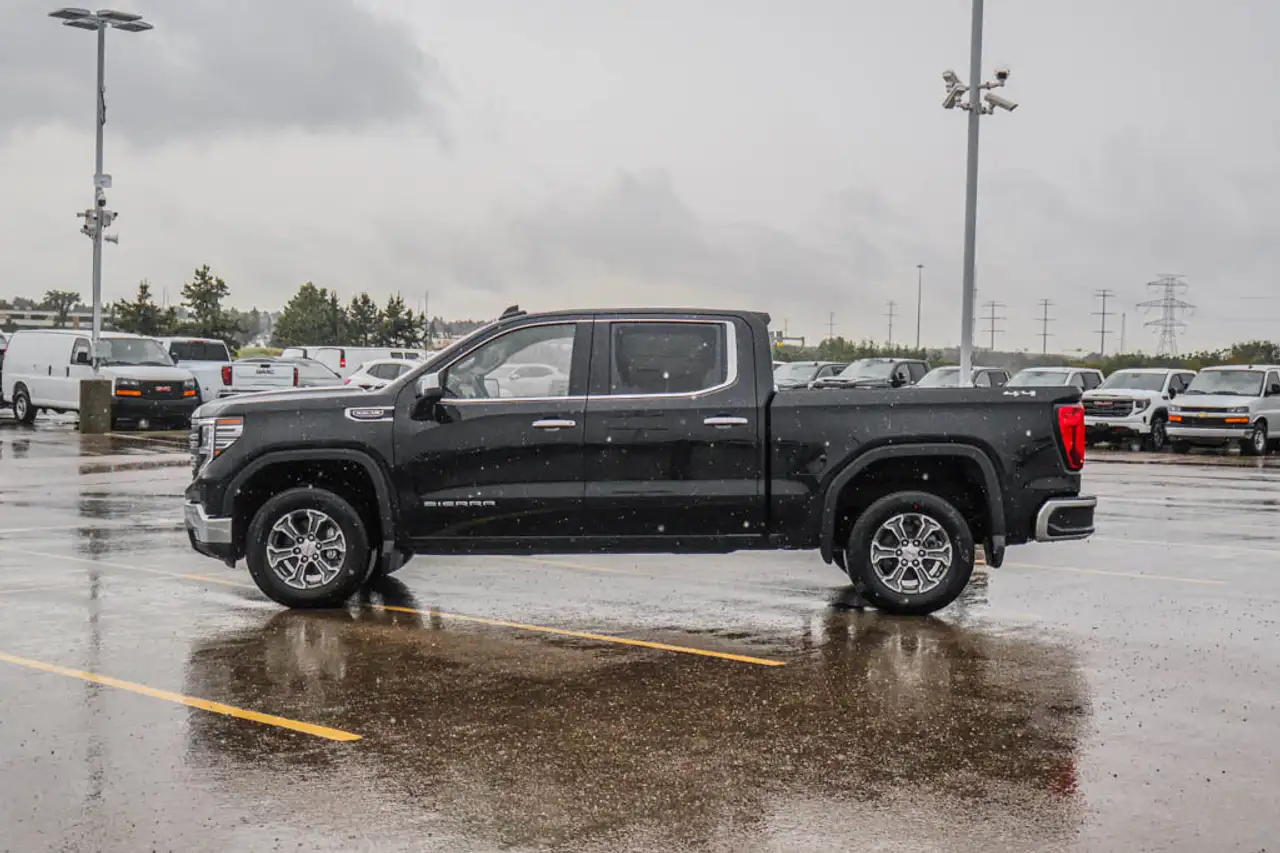 GMC Sierra 1500 снимка GMC Sierra 1500