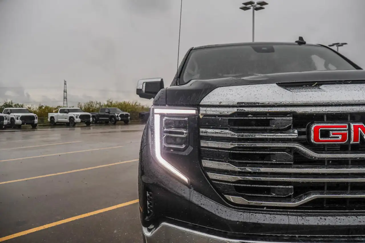 GMC Sierra 1500 снимка GMC Sierra 1500