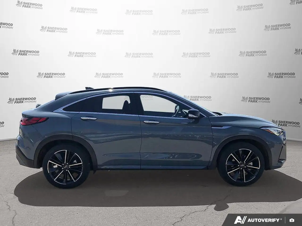 Infiniti QX55 снимка Infiniti QX55