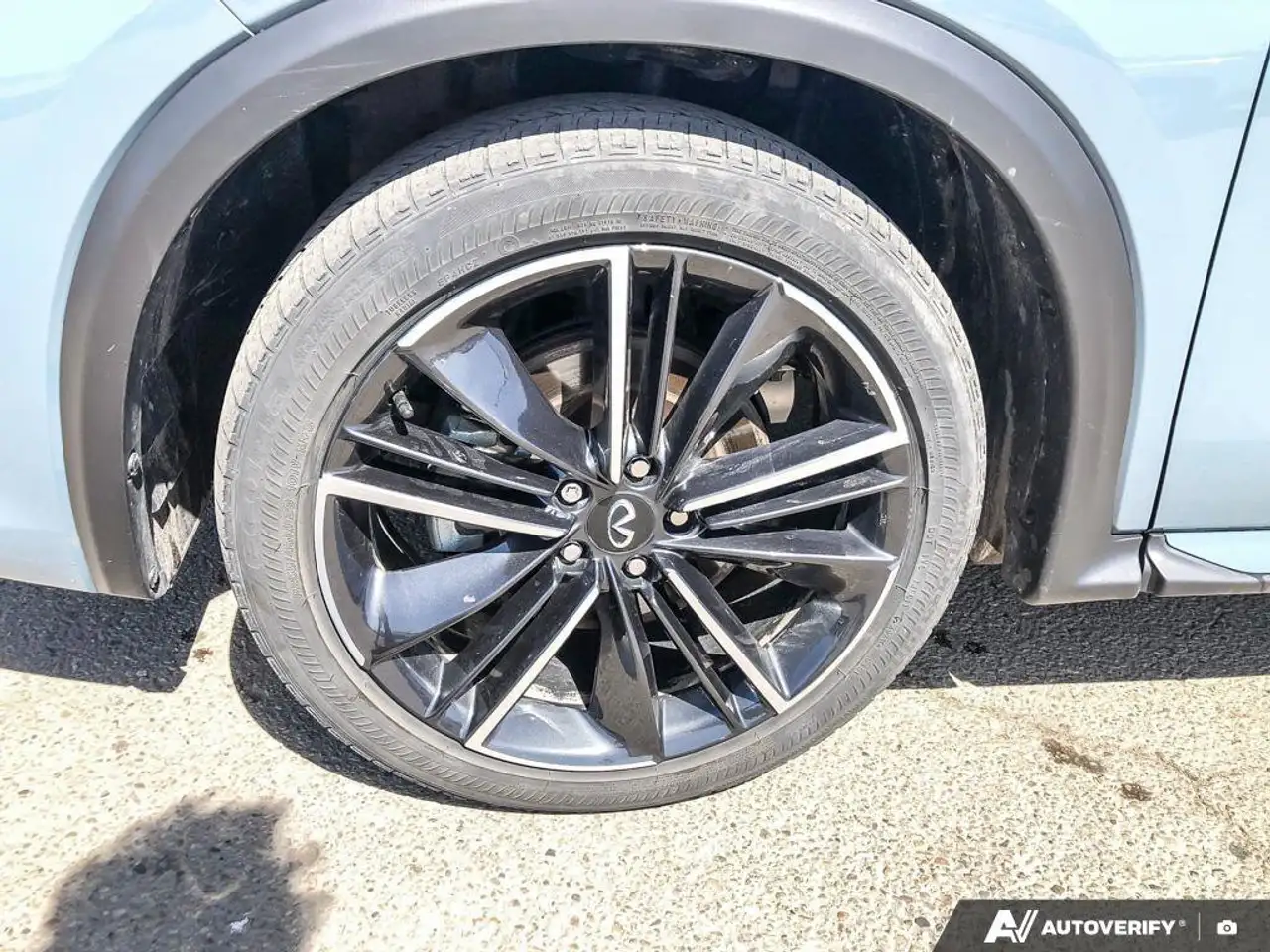 Infiniti QX55 снимка Infiniti QX55