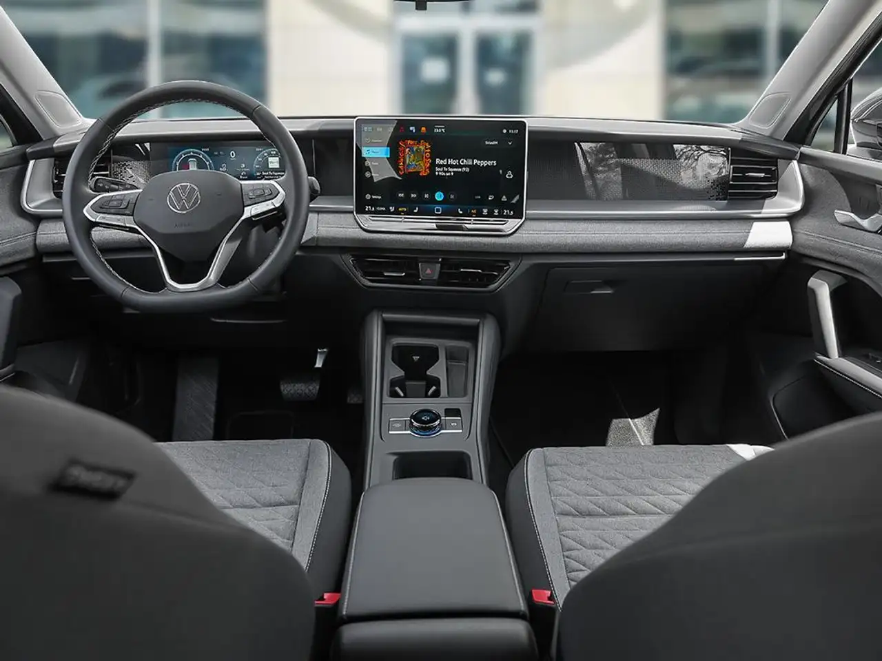 Volkswagen Tiguan снимка Volkswagen Tiguan