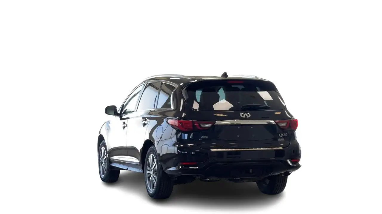 Infiniti QX60 снимка Infiniti QX60