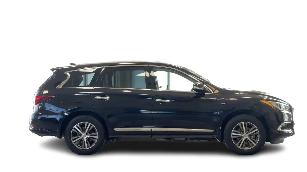 Infiniti QX60 снимка Infiniti QX60