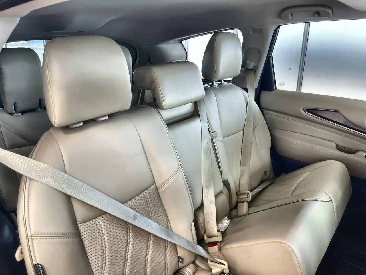 Infiniti QX60 снимка Infiniti QX60
