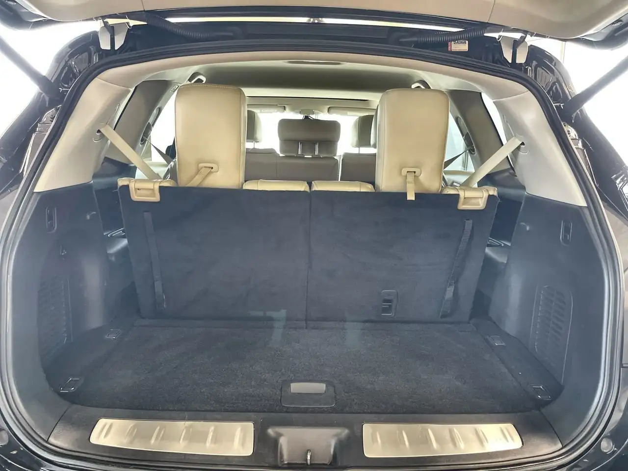 Infiniti QX60 снимка Infiniti QX60