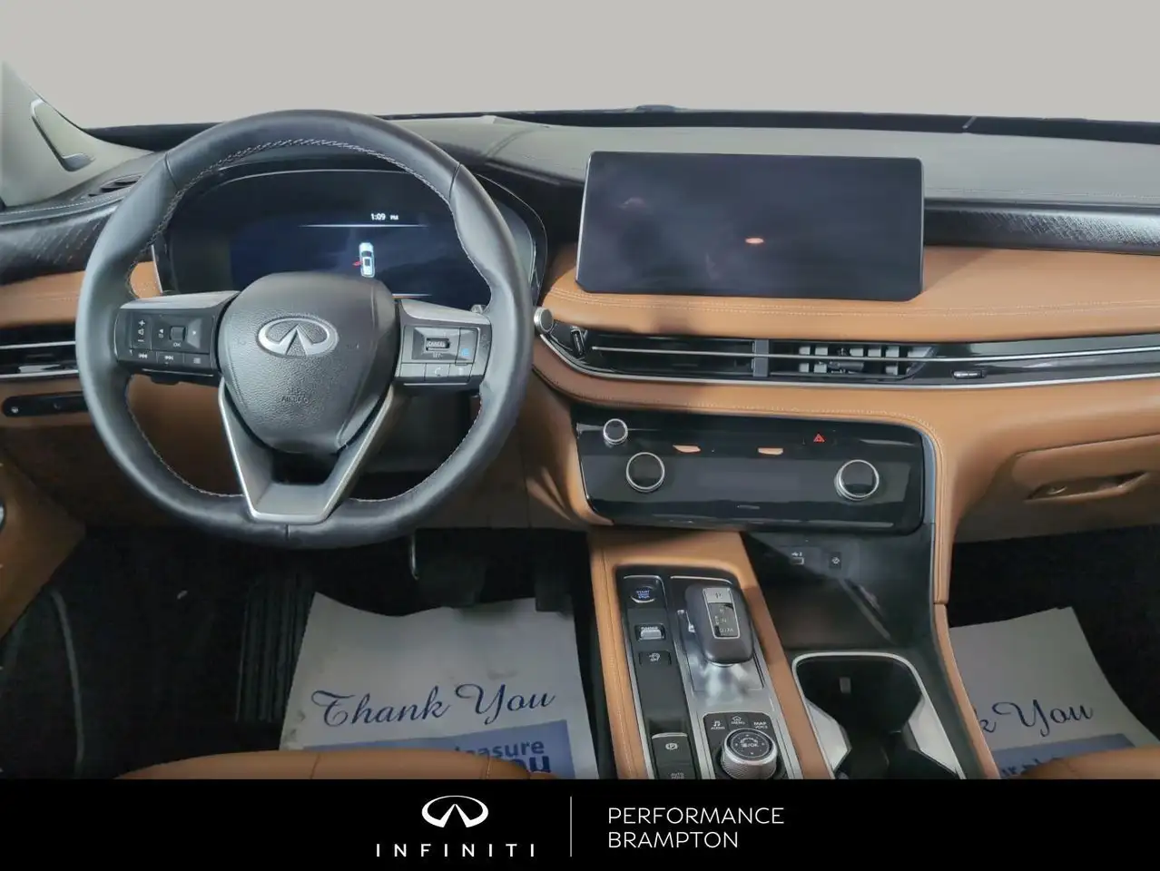Infiniti QX60 снимка Infiniti QX60