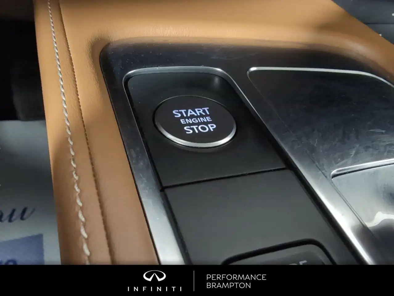Infiniti QX60 снимка Infiniti QX60