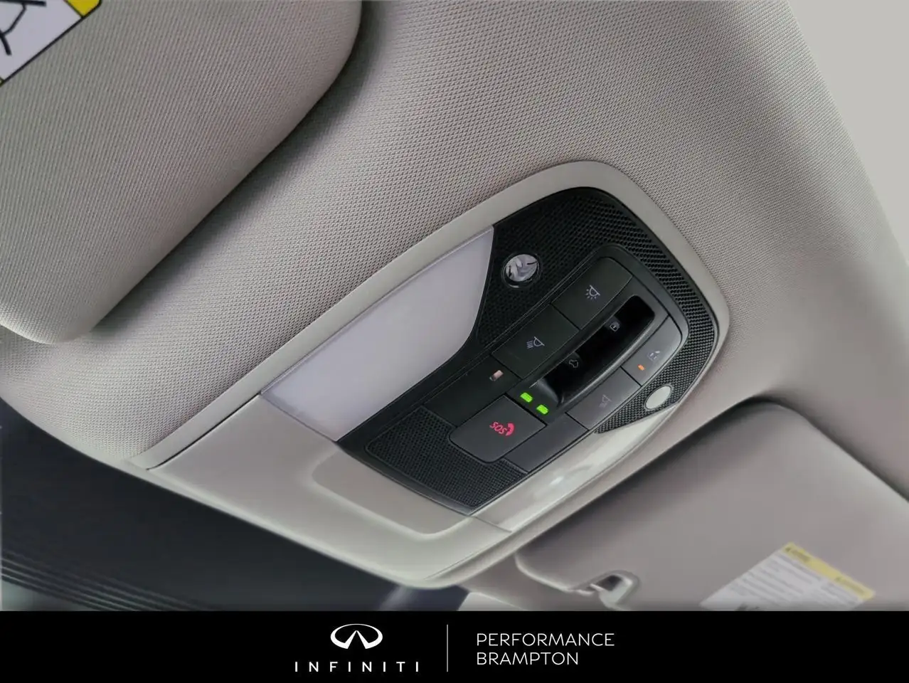 Infiniti QX60 снимка Infiniti QX60