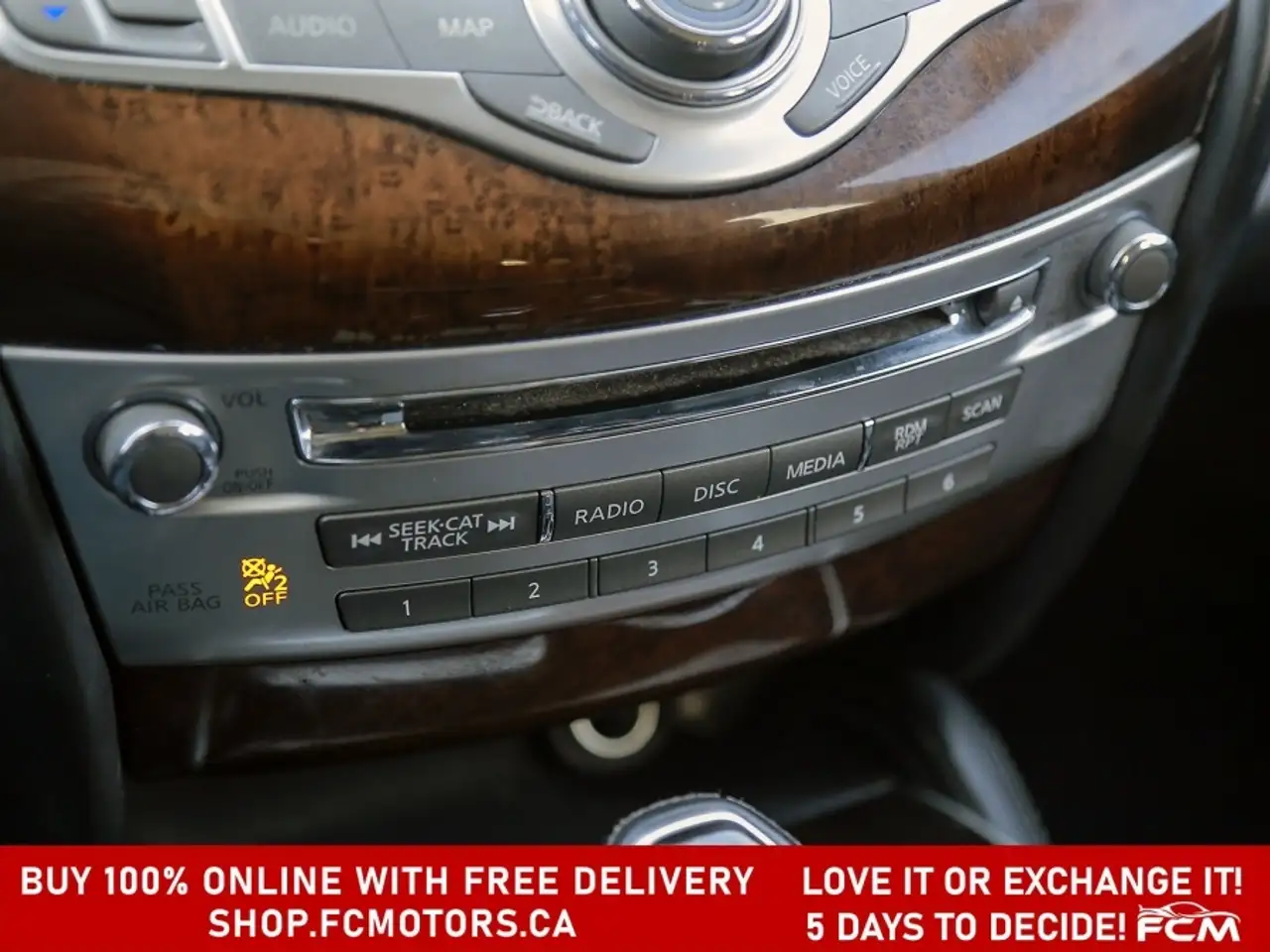 Infiniti QX60 снимка Infiniti QX60