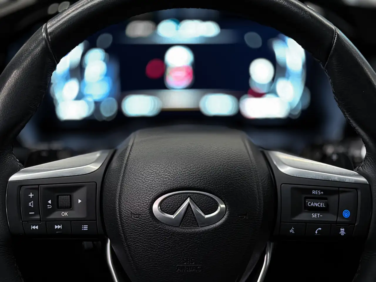 Infiniti QX60 снимка Infiniti QX60