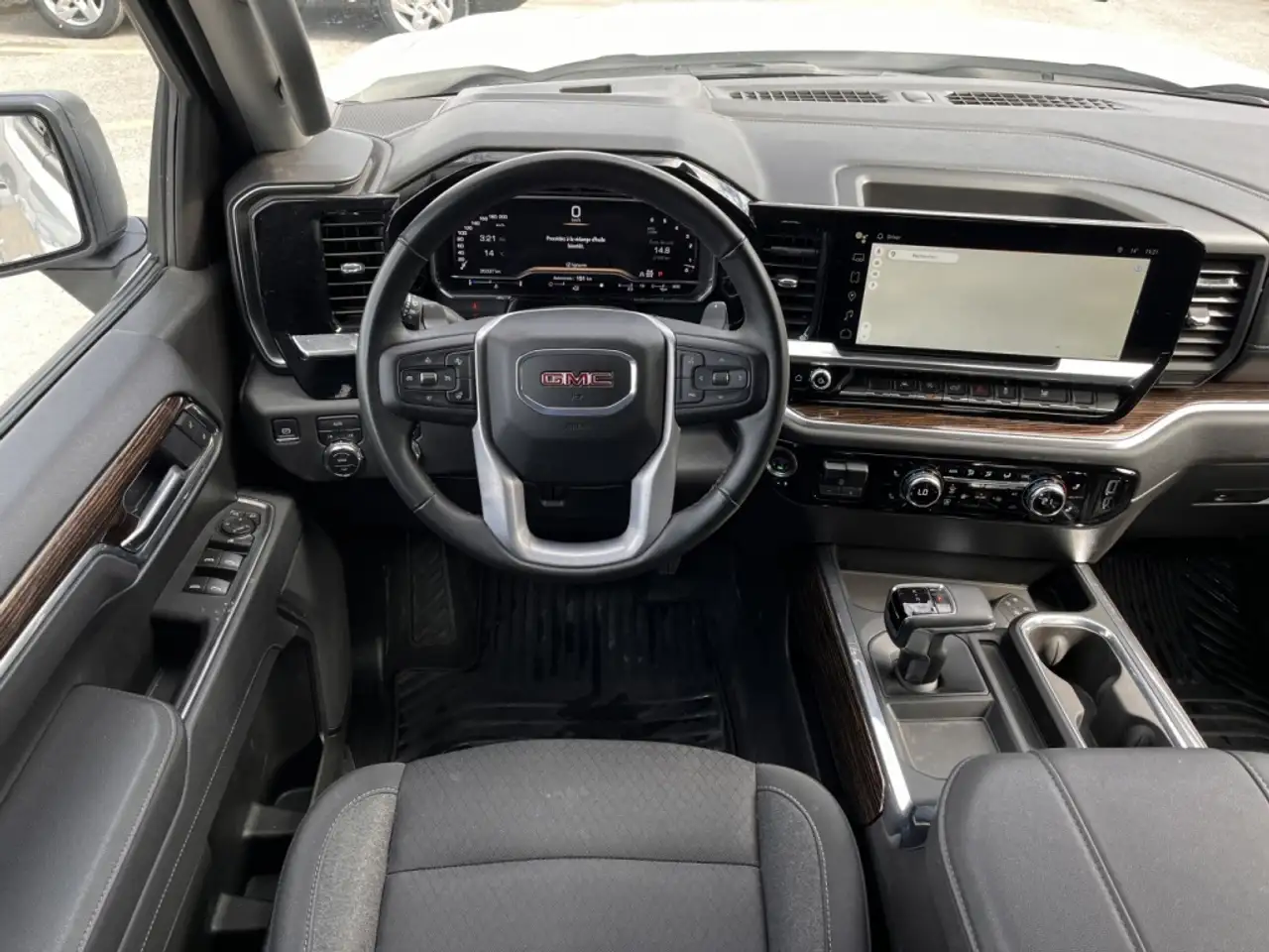 GMC Sierra 1500 снимка GMC Sierra 1500