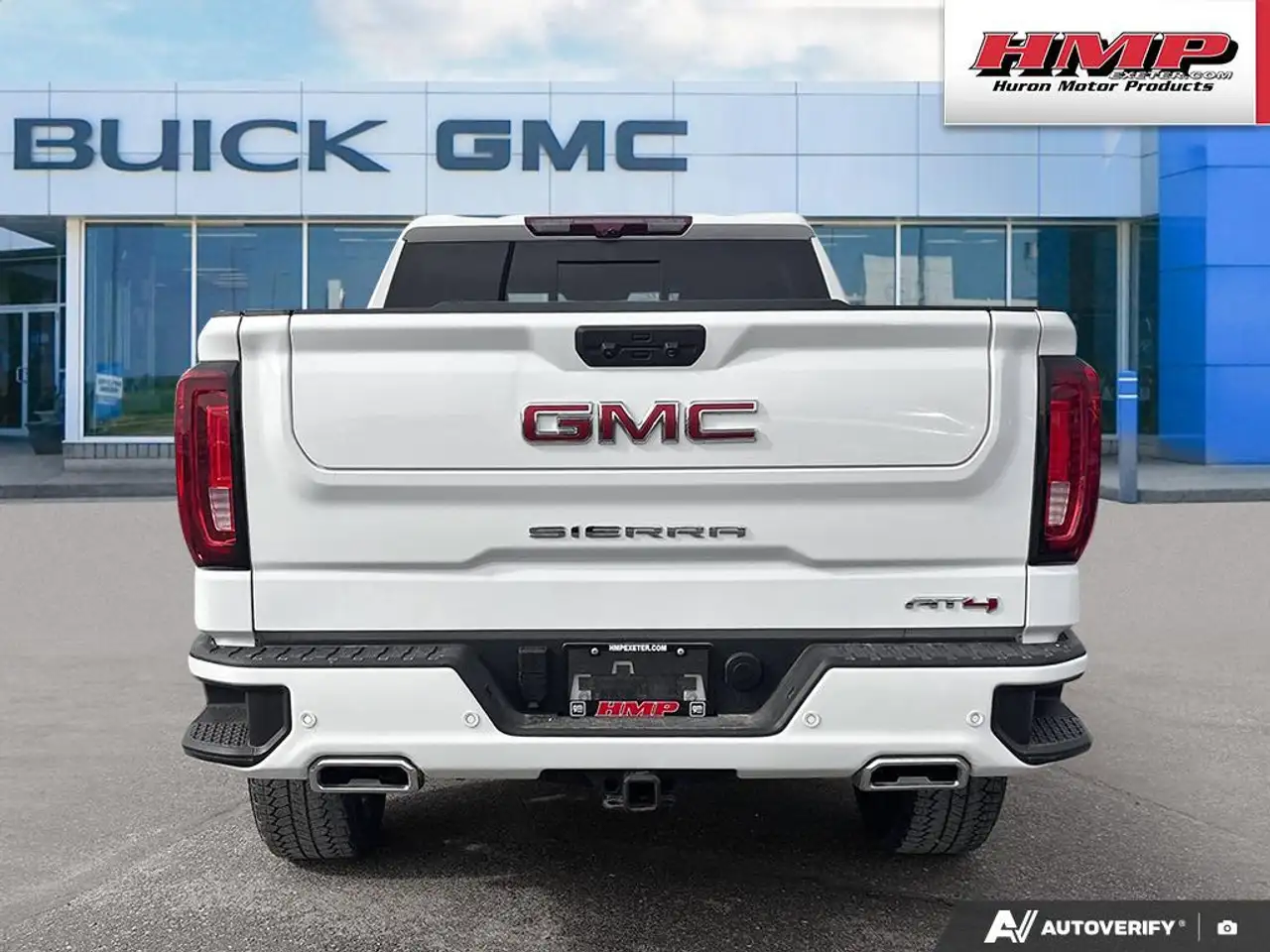 GMC Sierra 1500 photo GMC Sierra 1500