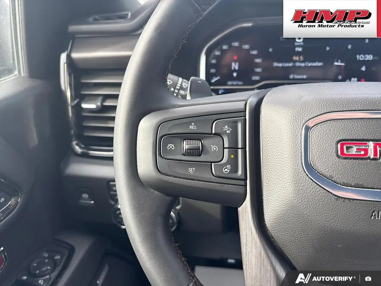 GMC Sierra 1500 photo GMC Sierra 1500
