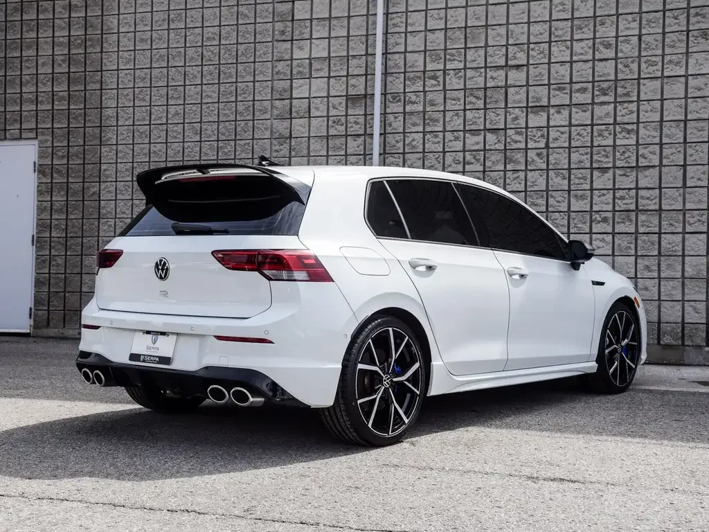 Volkswagen Golf R снимка Volkswagen Golf R