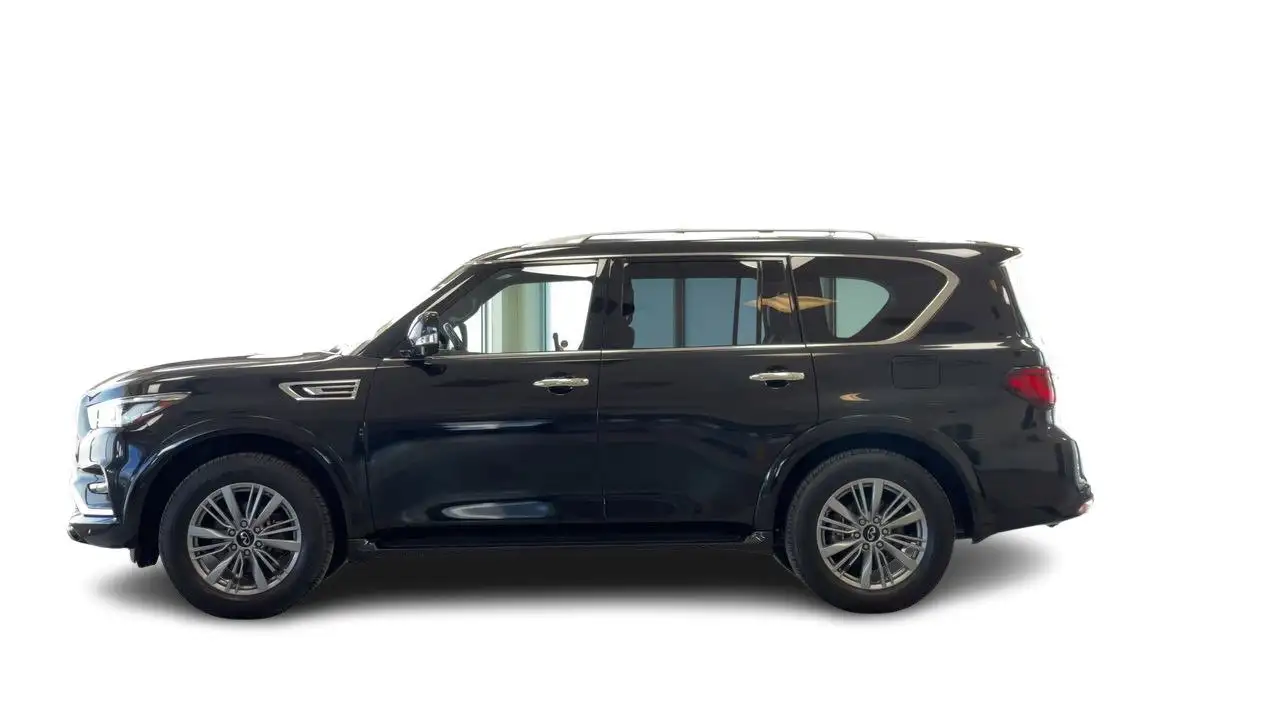 Infiniti QX80 снимка Infiniti QX80
