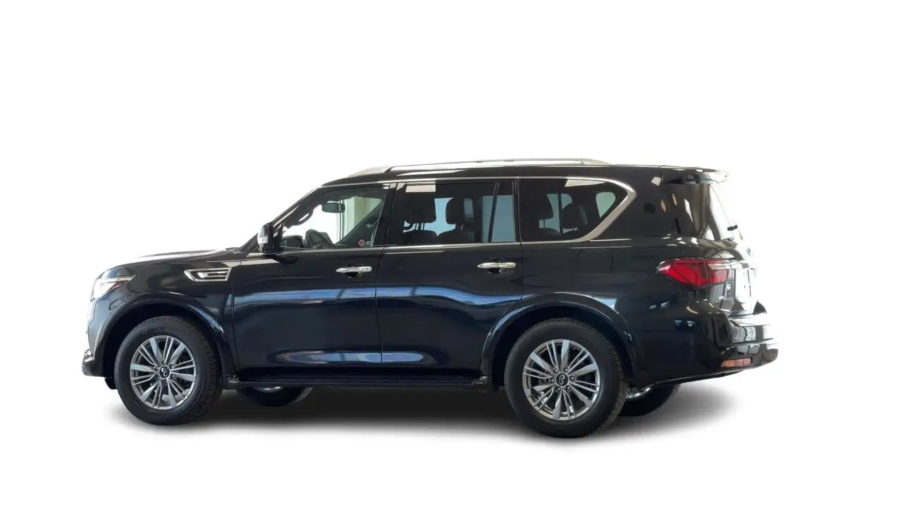 Infiniti QX80 снимка Infiniti QX80
