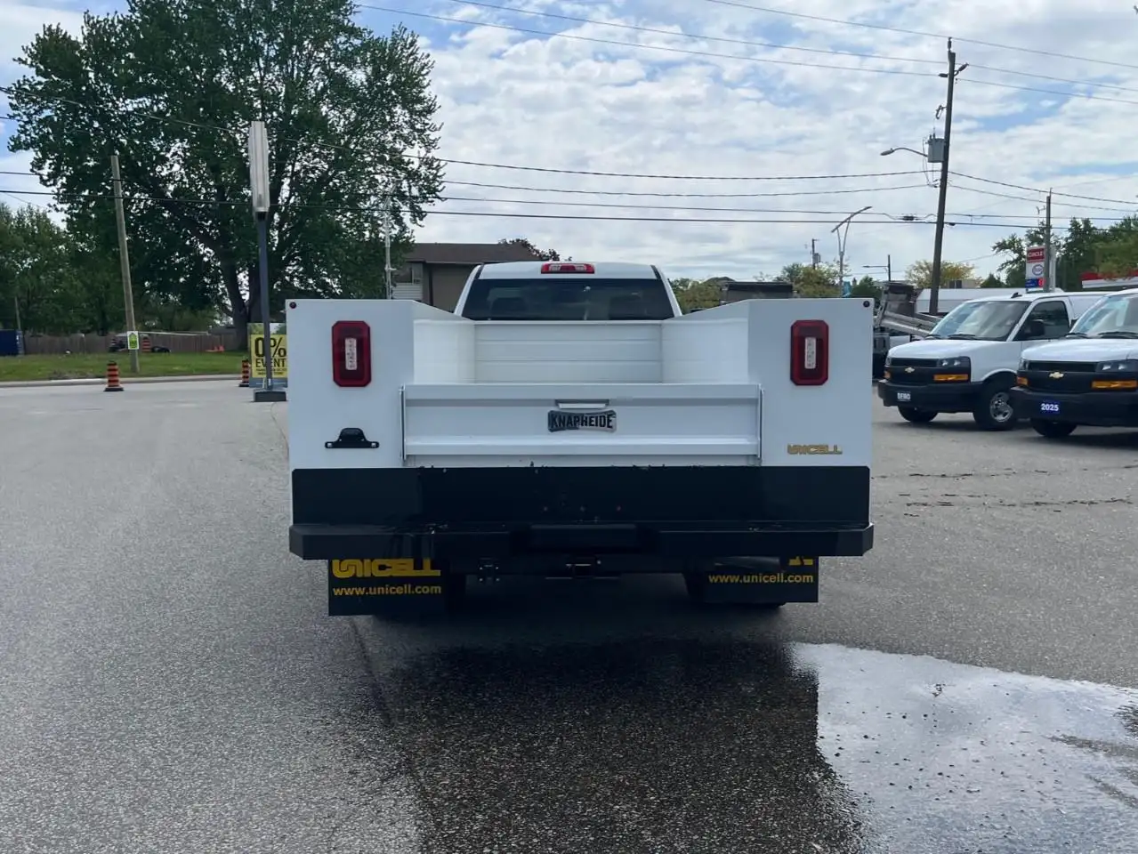 GMC Sierra 3500HD снимка GMC Sierra 3500HD