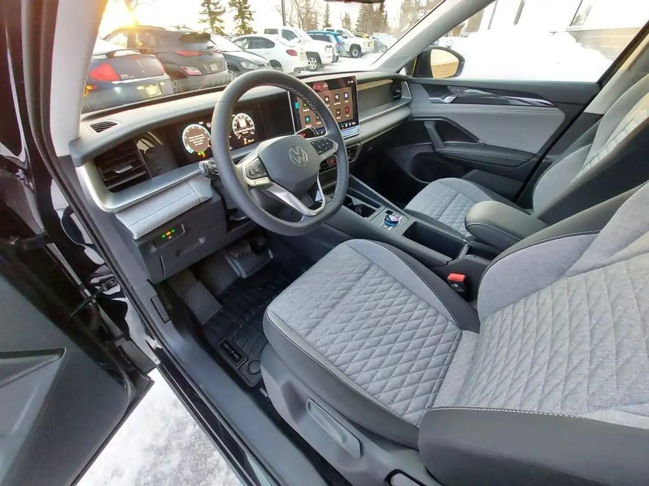 Volkswagen Tiguan снимка Volkswagen Tiguan