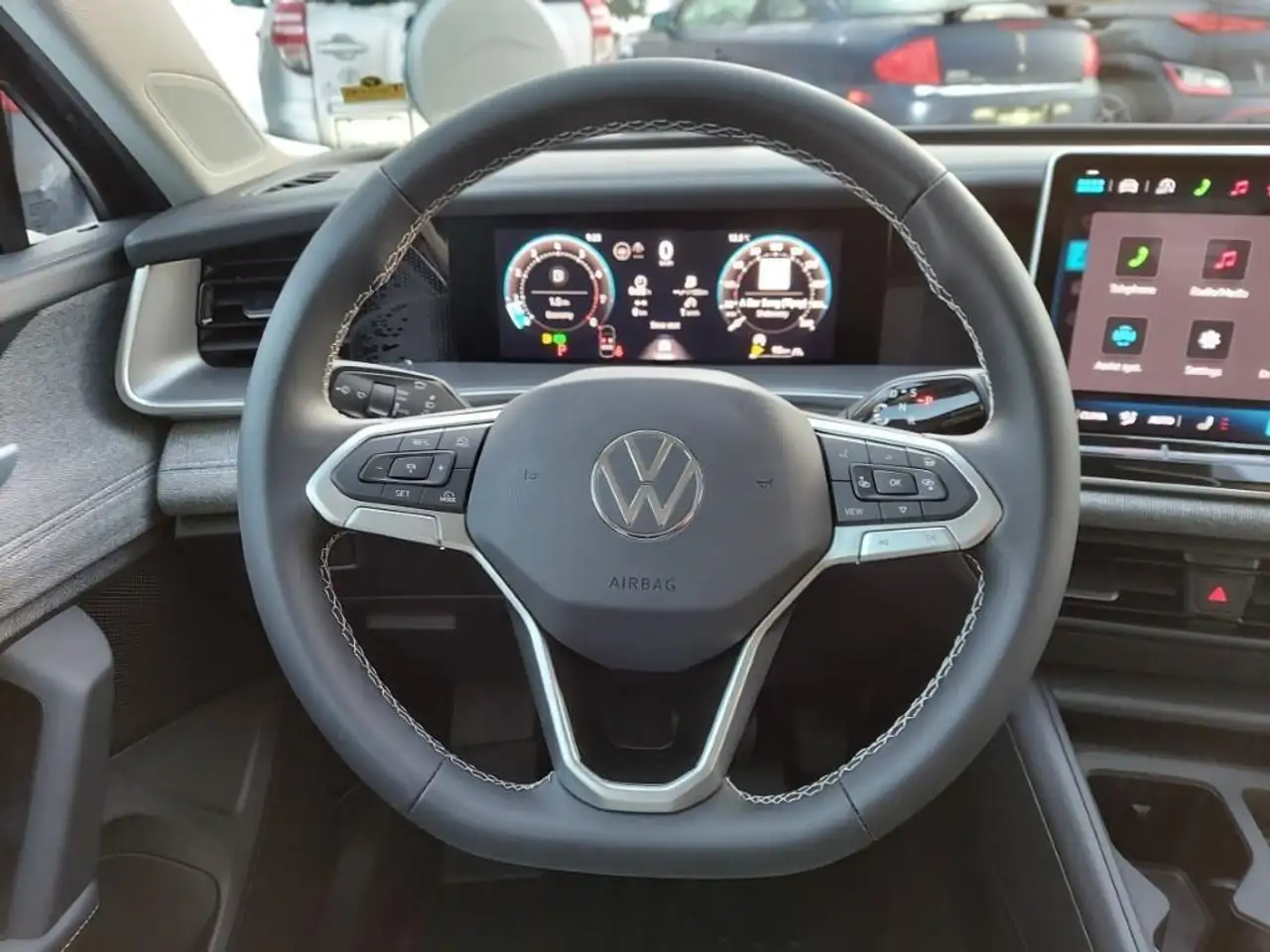 Volkswagen Tiguan снимка Volkswagen Tiguan