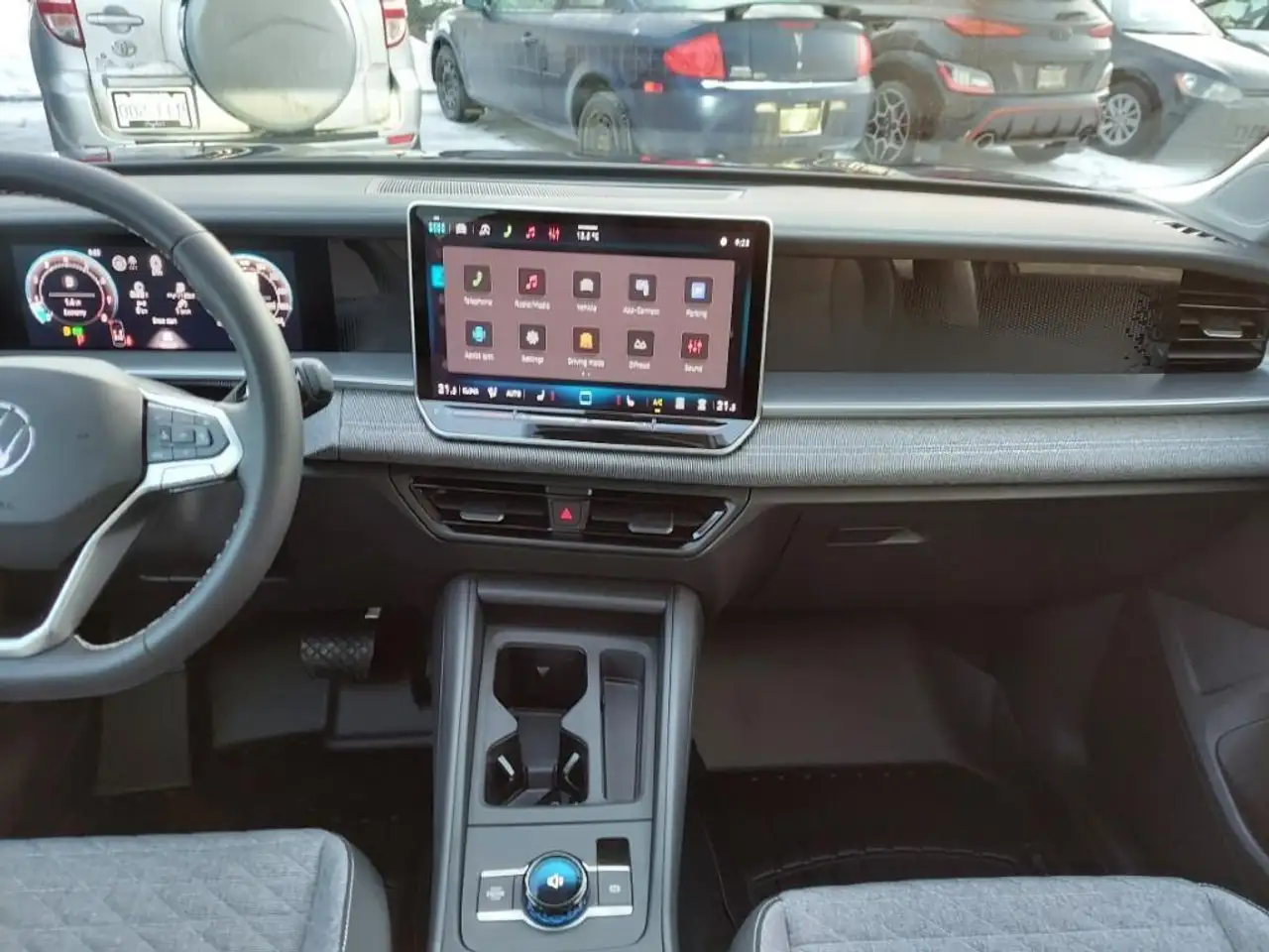 Volkswagen Tiguan снимка Volkswagen Tiguan