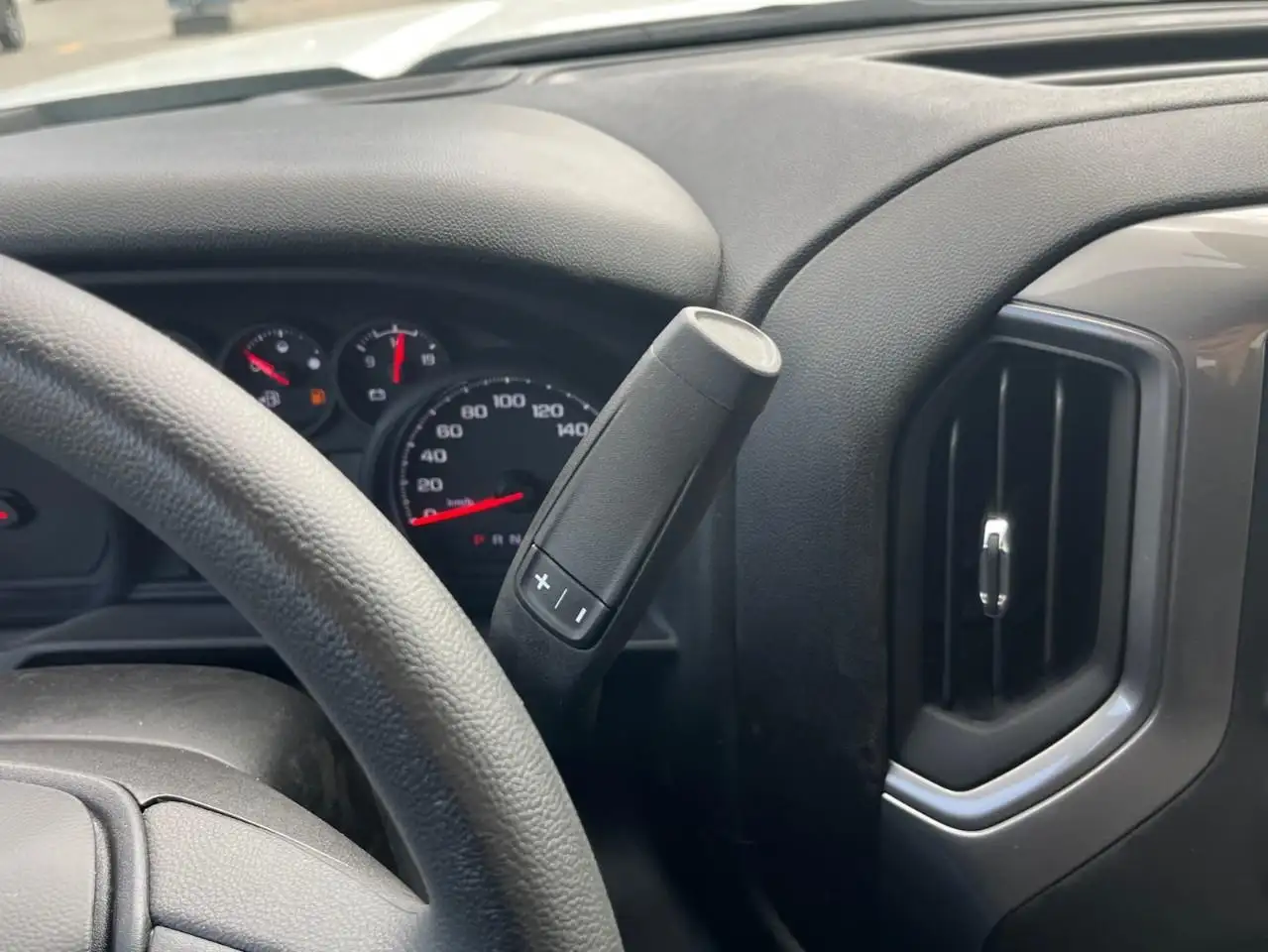 GMC Sierra 3500HD снимка GMC Sierra 3500HD