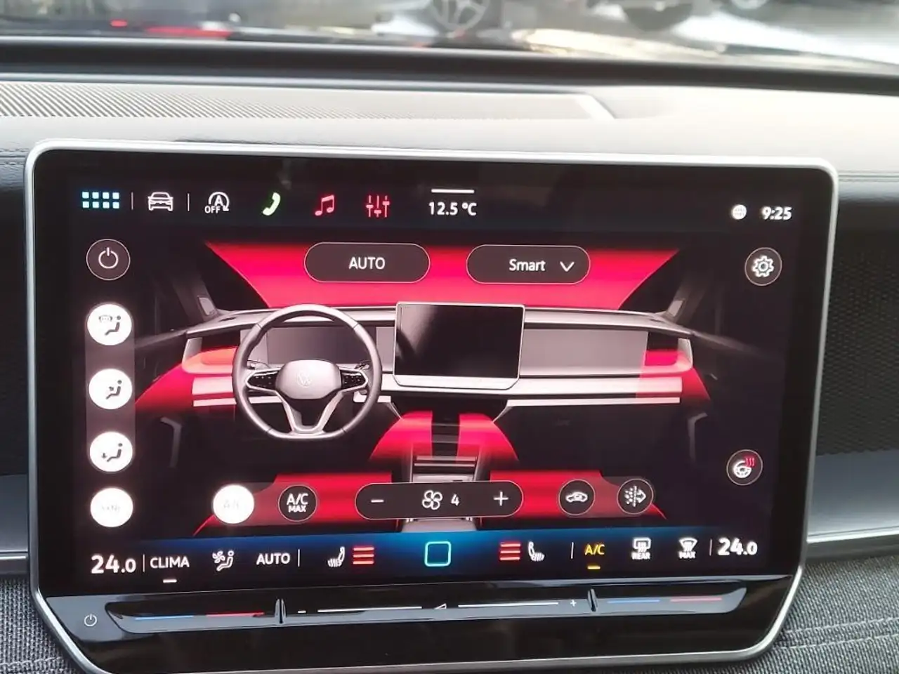 Volkswagen Tiguan снимка Volkswagen Tiguan