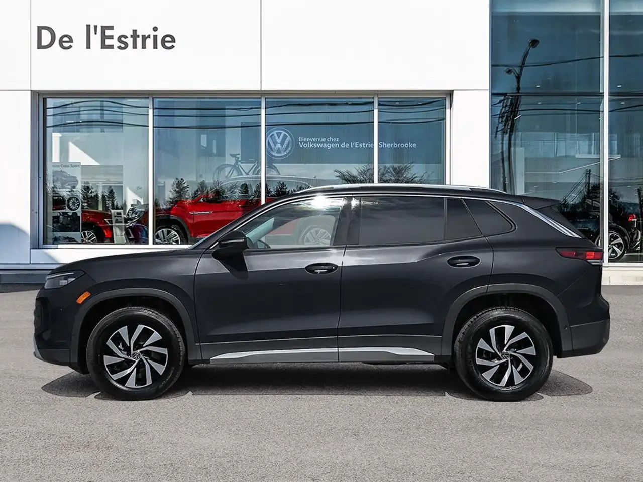 Volkswagen Tiguan снимка Volkswagen Tiguan