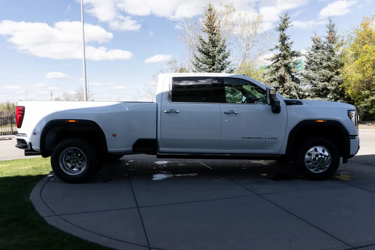 GMC Sierra 3500HD fotografie GMC Sierra 3500HD