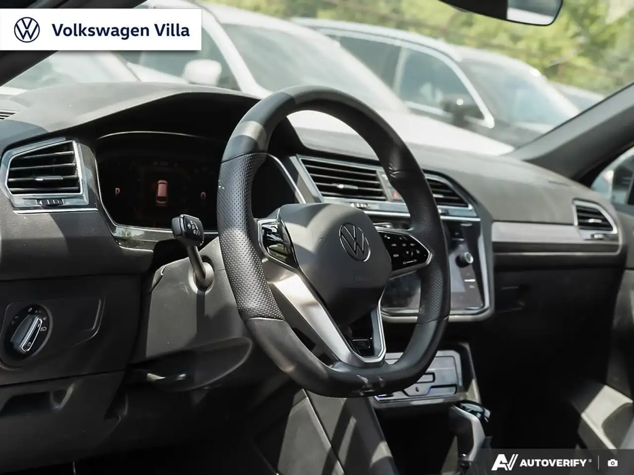 Volkswagen Tiguan снимка Volkswagen Tiguan