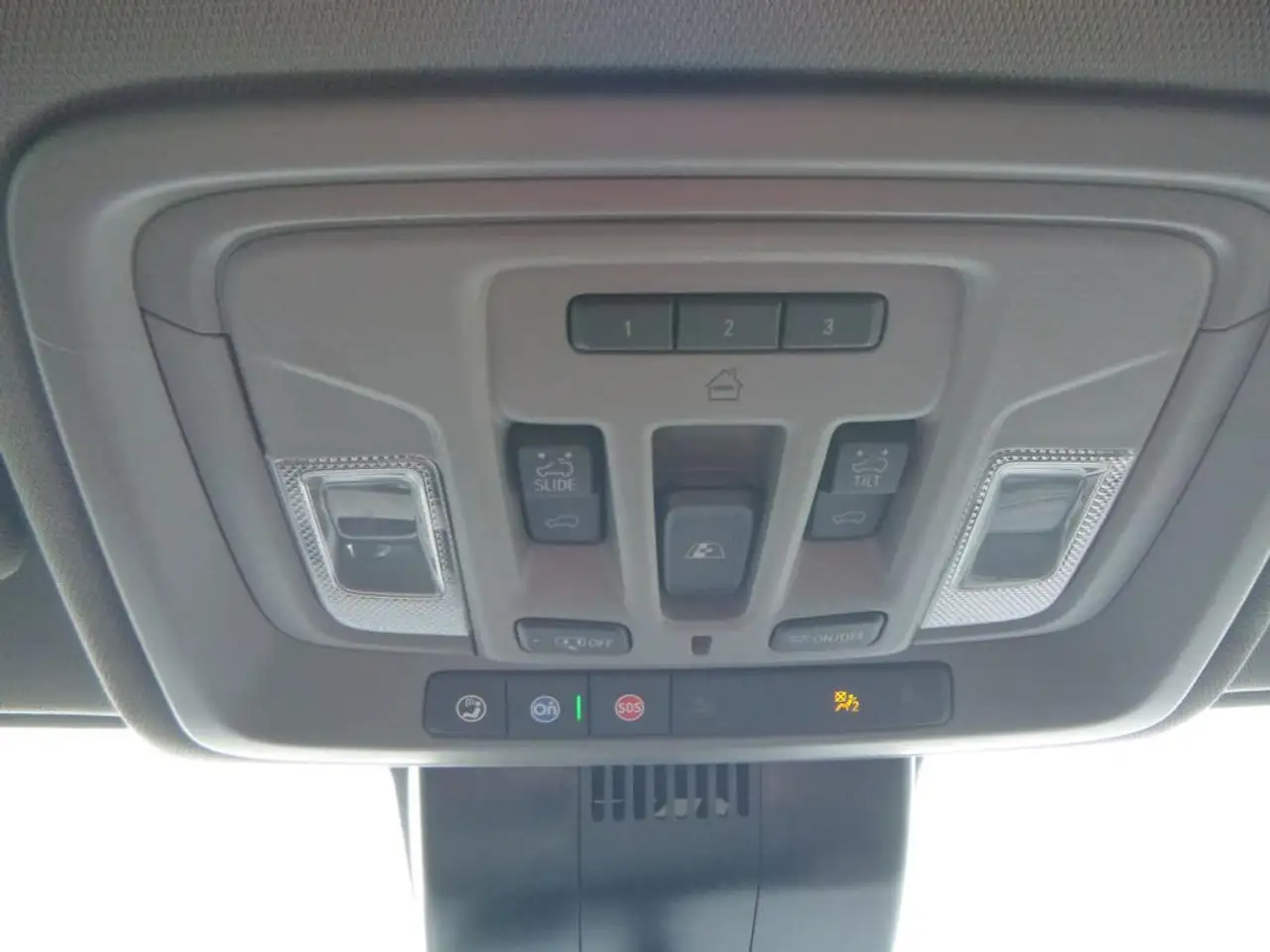 GMC Sierra 3500 снимка GMC Sierra 3500