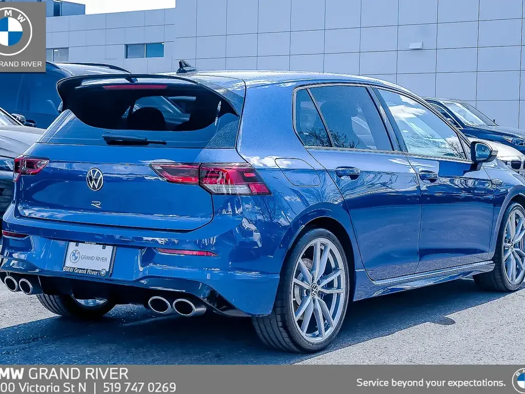 Volkswagen Golf R снимка Volkswagen Golf R