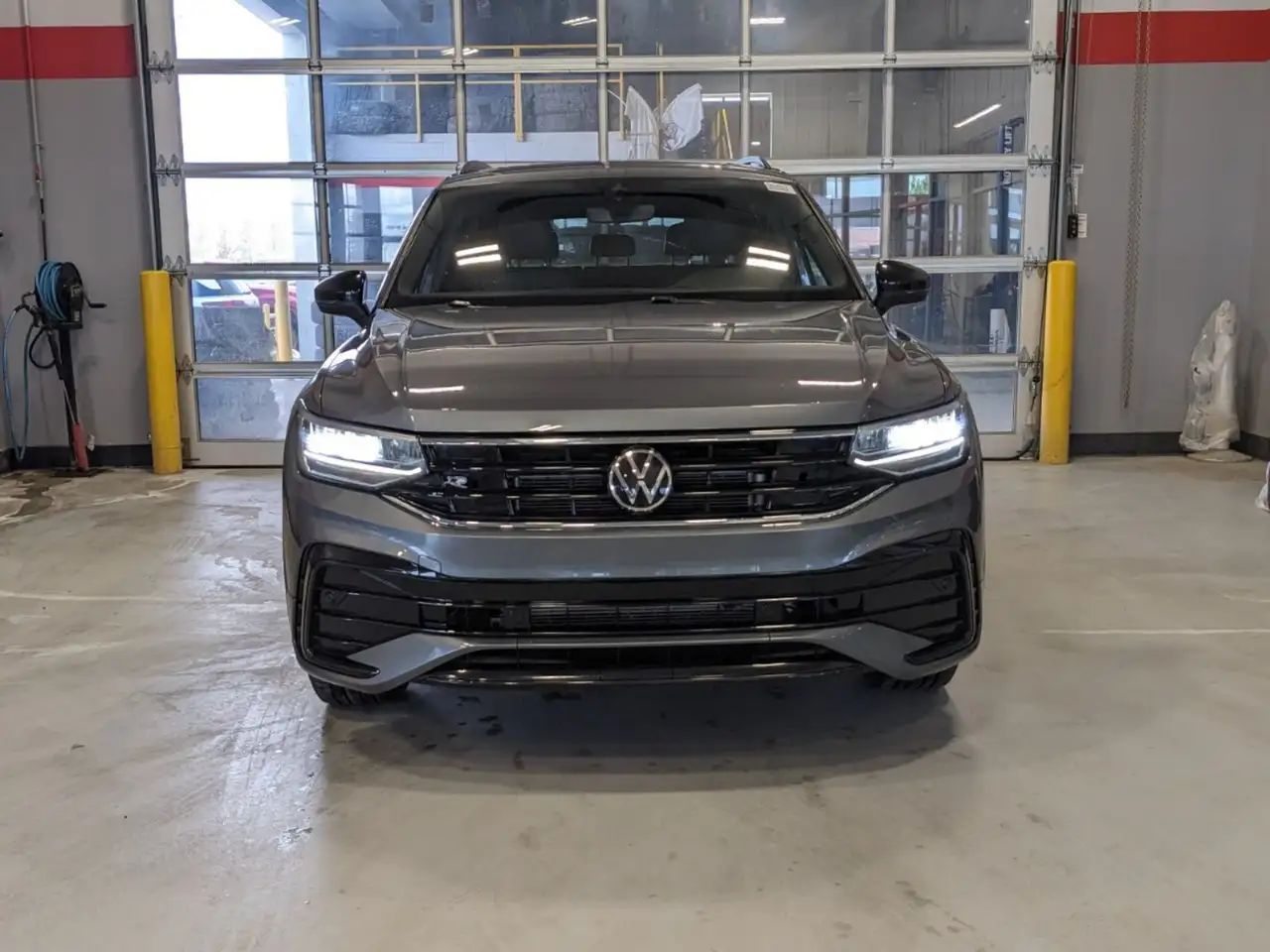 Volkswagen Tiguan снимка Volkswagen Tiguan