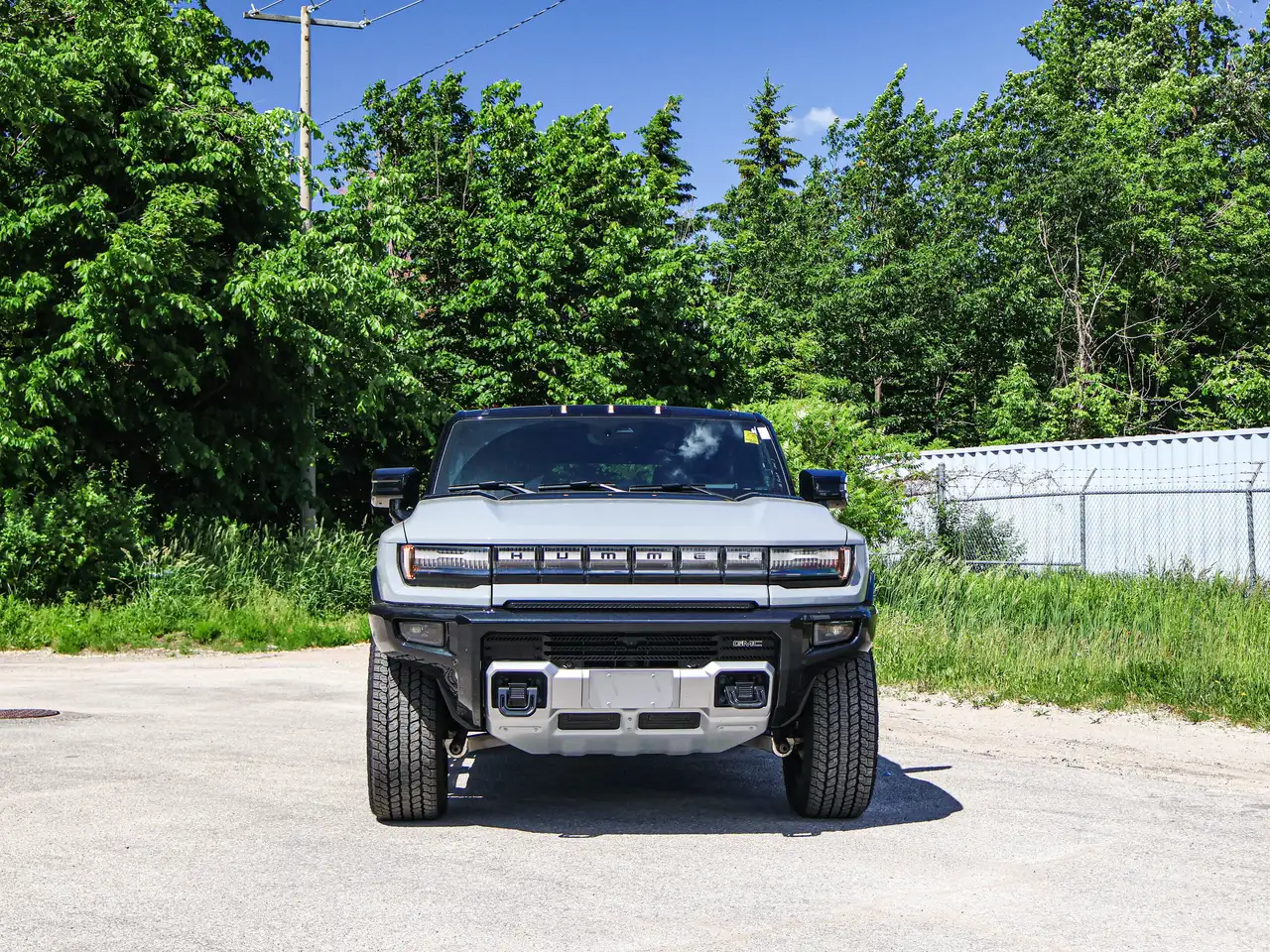 GMC HUMMER EV SUV снимка GMC HUMMER EV SUV