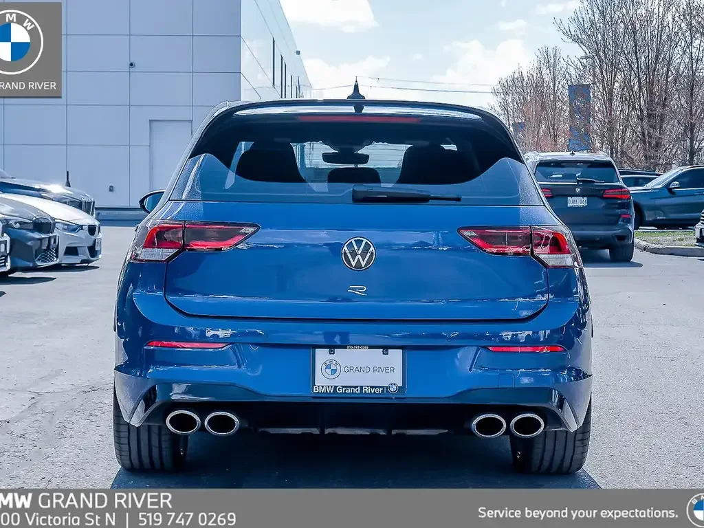 Volkswagen Golf R снимка Volkswagen Golf R