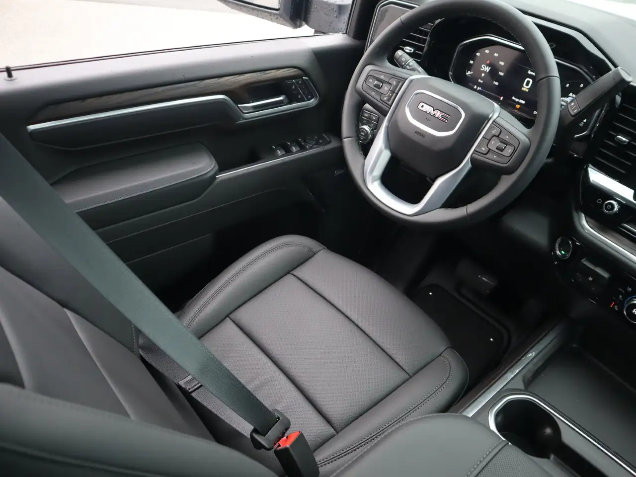 GMC Sierra 3500HD снимка GMC Sierra 3500HD