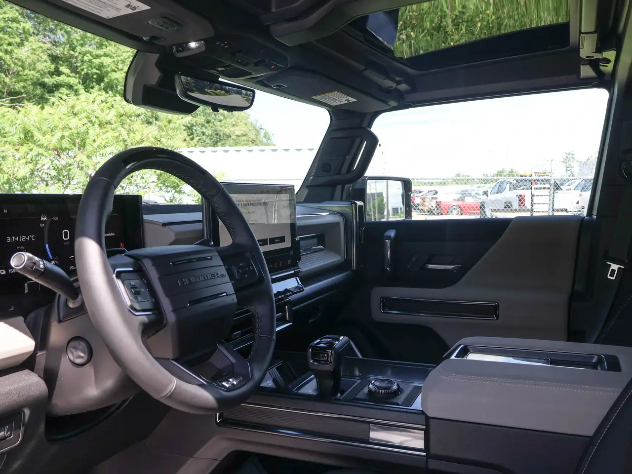GMC HUMMER EV SUV снимка GMC HUMMER EV SUV