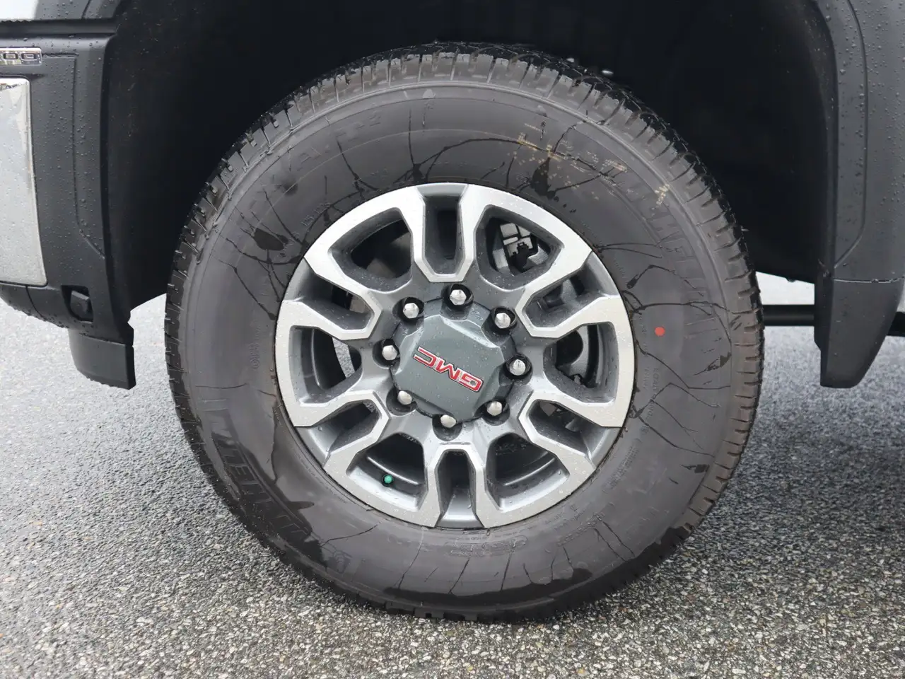 GMC Sierra 3500HD снимка GMC Sierra 3500HD