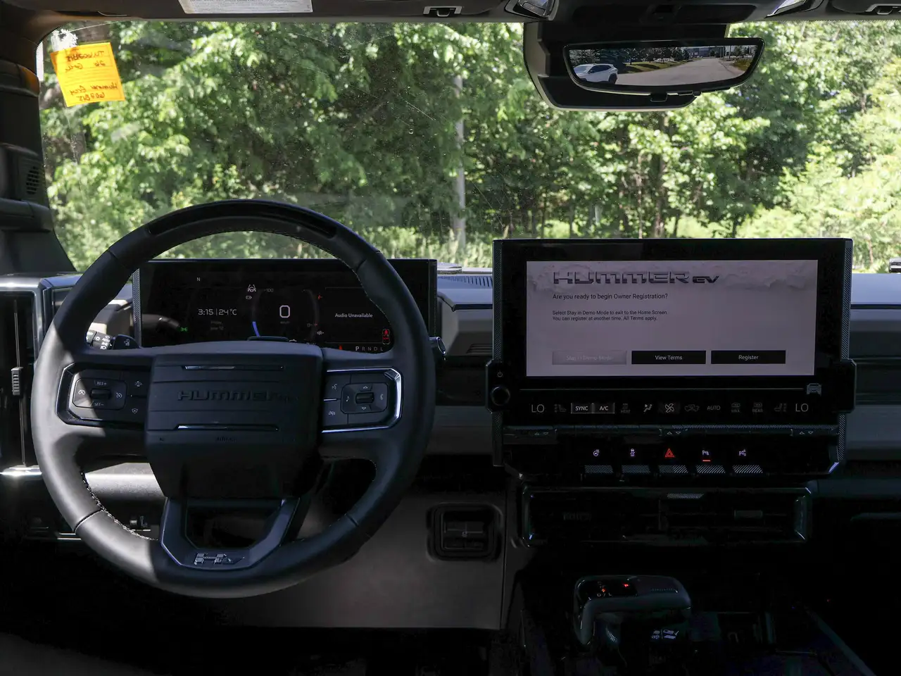 GMC HUMMER EV SUV снимка GMC HUMMER EV SUV