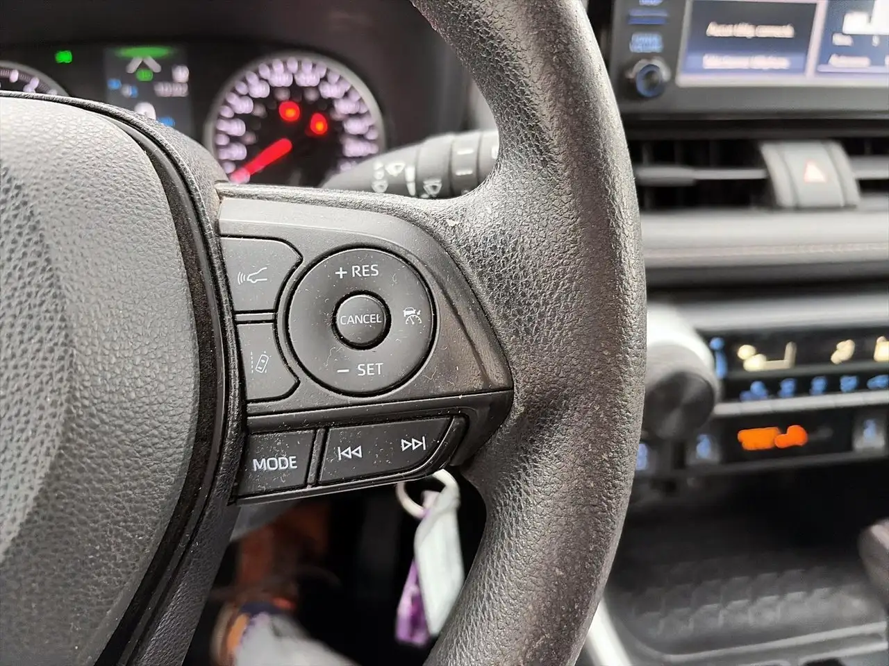 Toyota RAV 4 снимка Toyota RAV 4