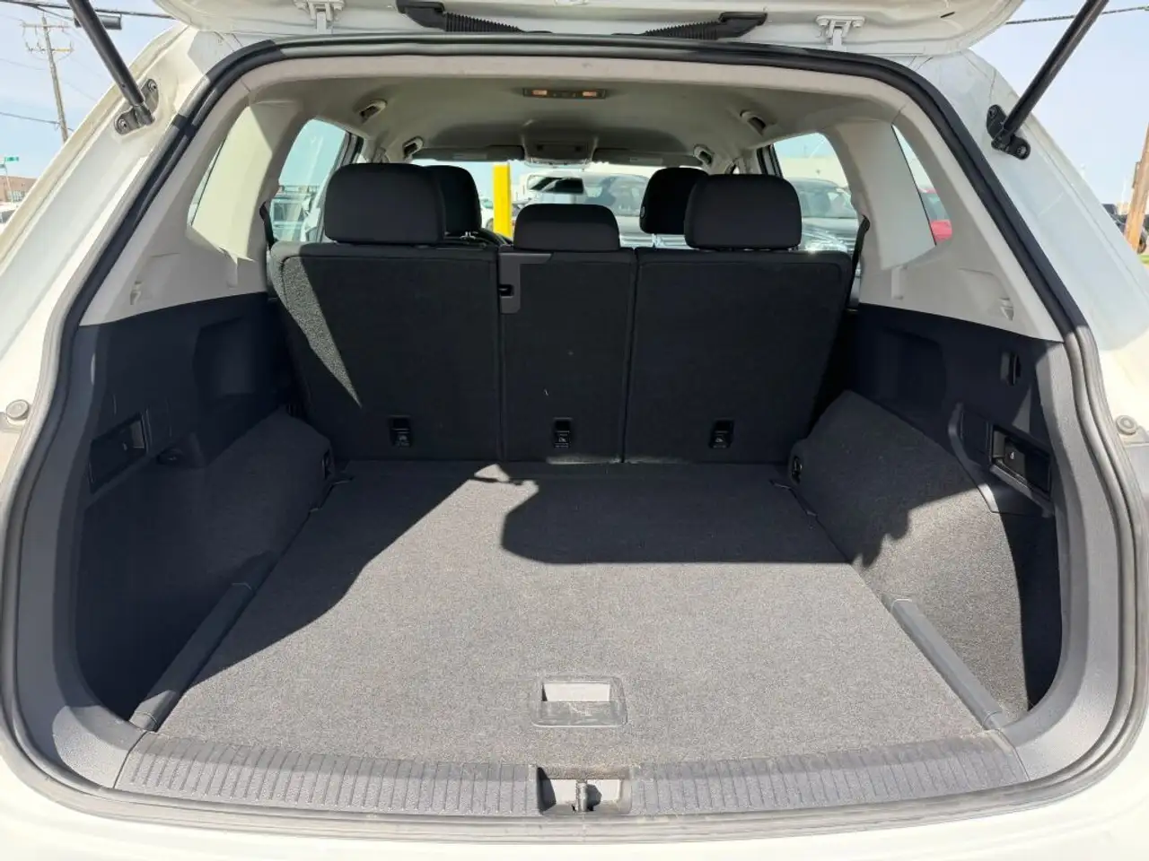 Volkswagen Tiguan снимка Volkswagen Tiguan
