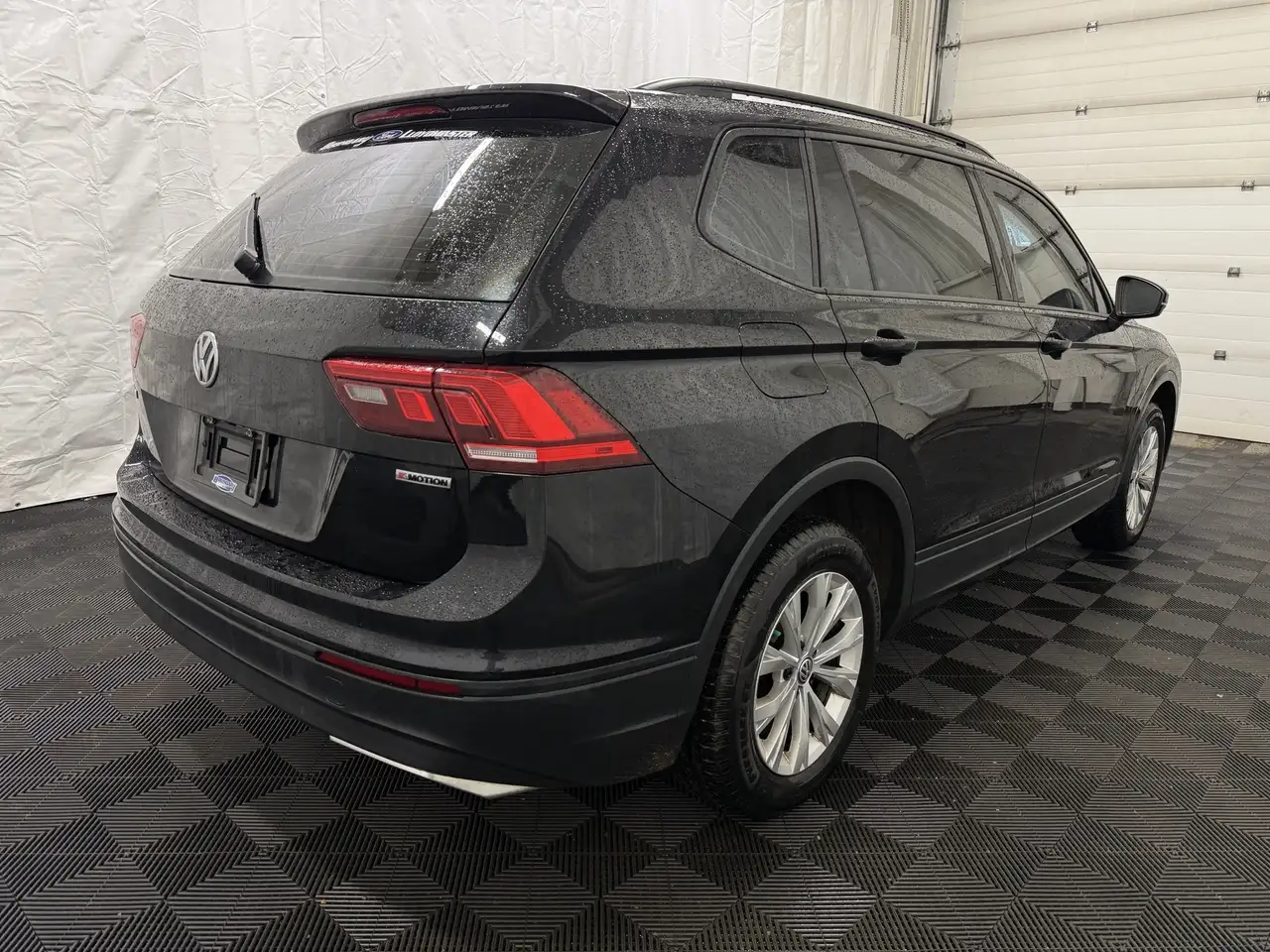 Volkswagen Tiguan снимка Volkswagen Tiguan