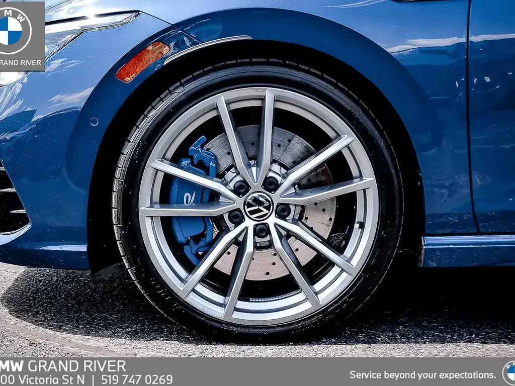 Volkswagen Golf R снимка Volkswagen Golf R
