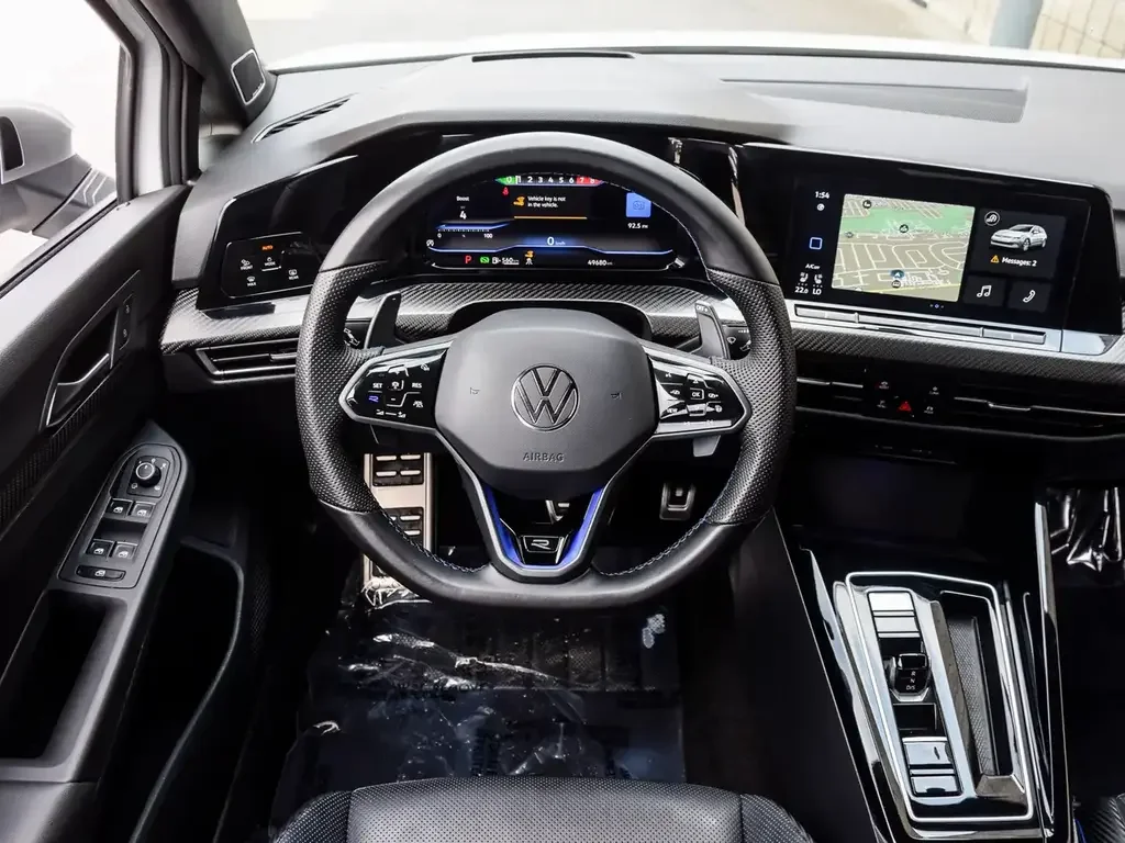 Volkswagen Golf R снимка Volkswagen Golf R