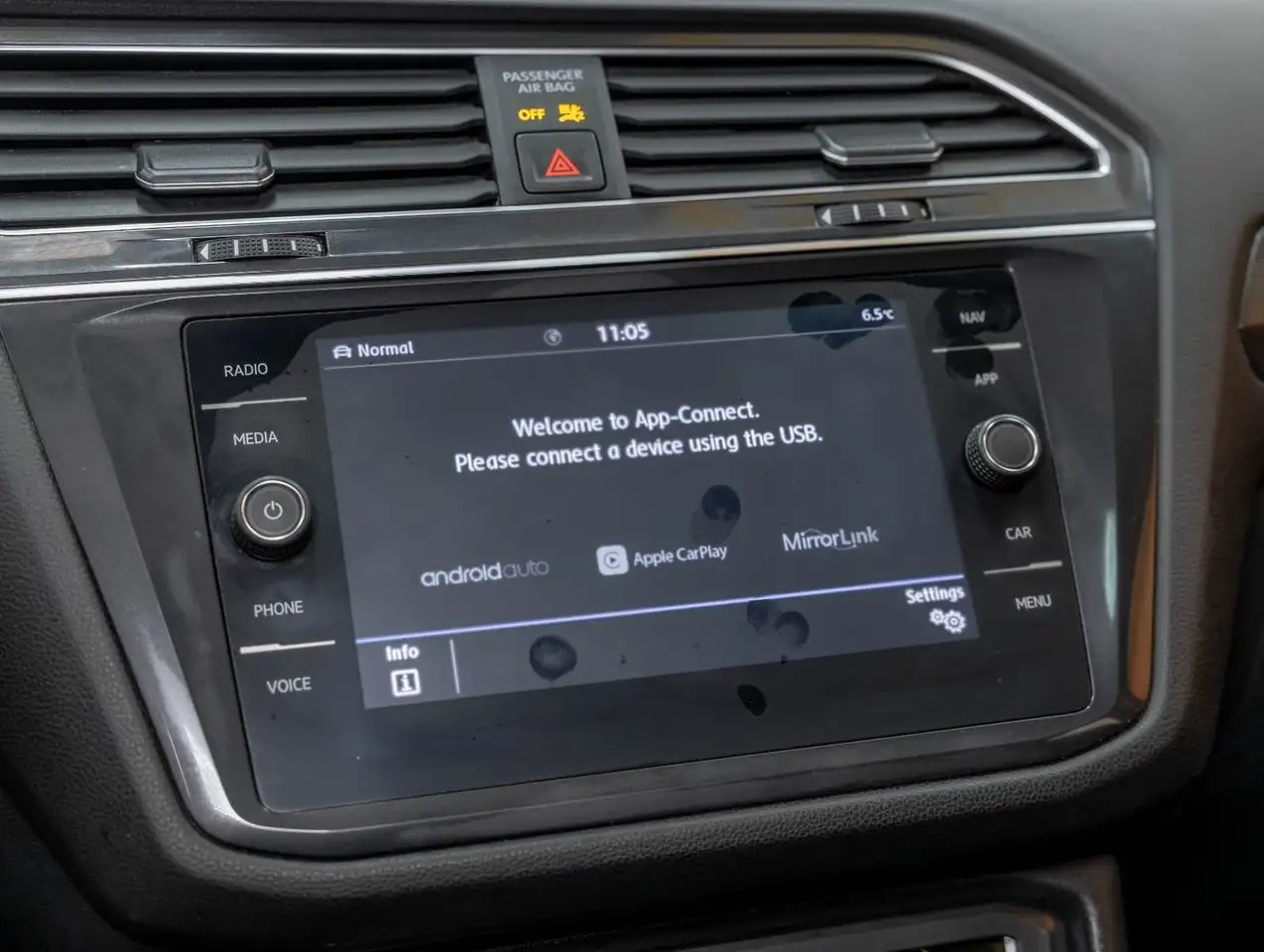Volkswagen Tiguan снимка Volkswagen Tiguan
