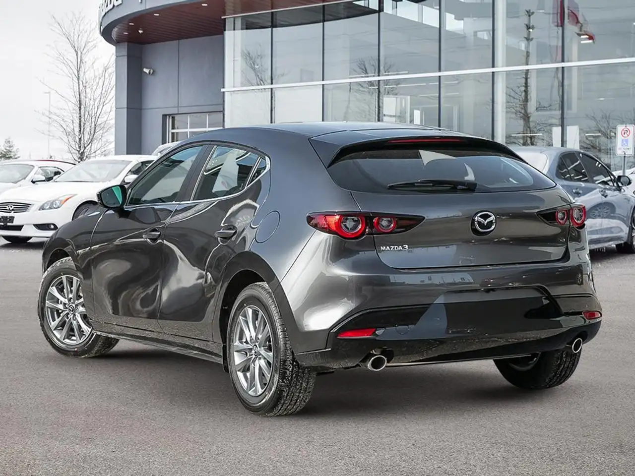 Mazda 3 снимка Mazda 3