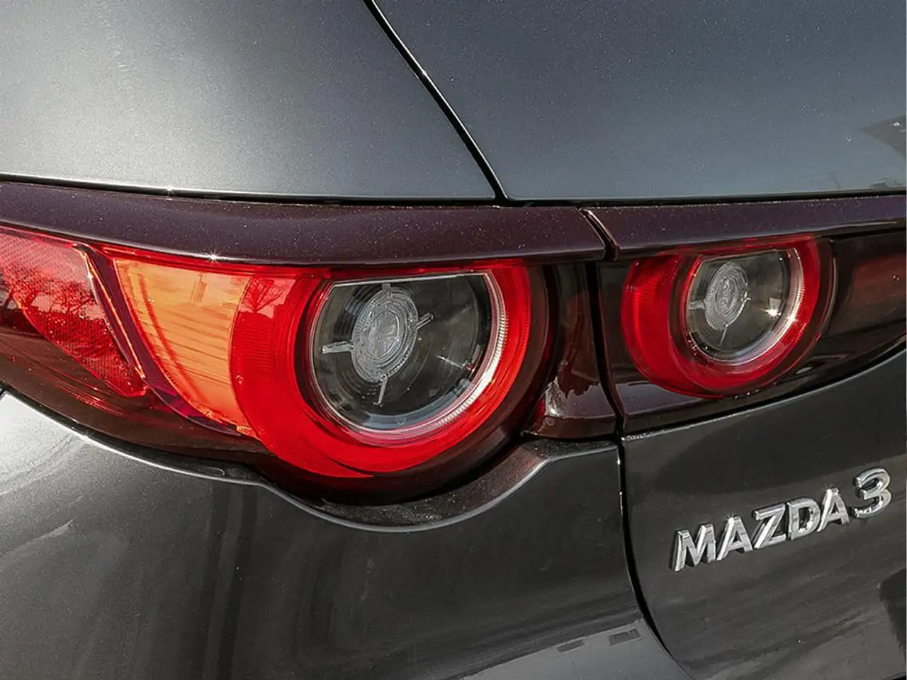Mazda 3 снимка Mazda 3