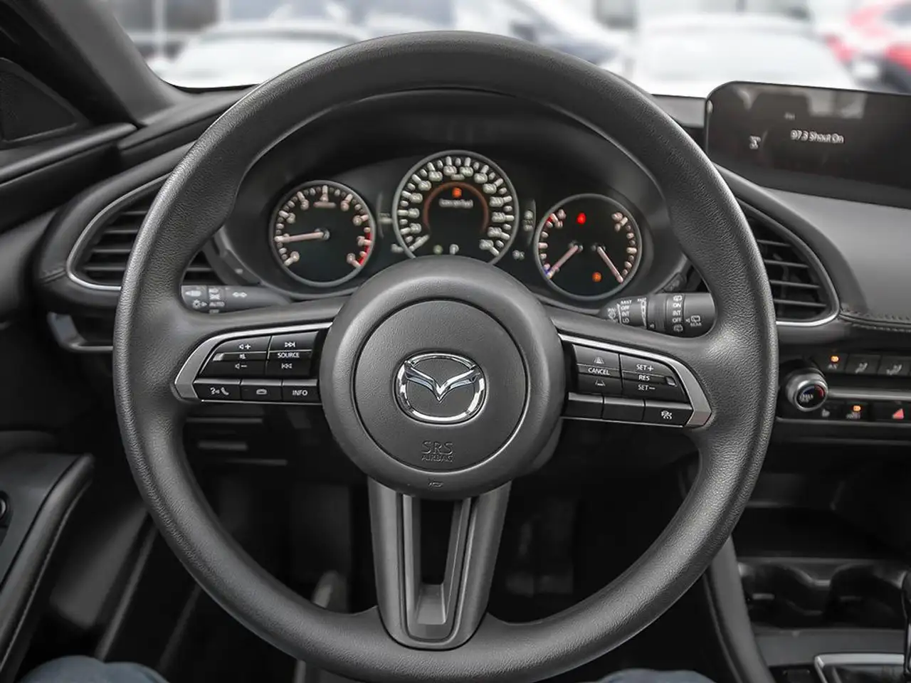 Mazda 3 снимка Mazda 3