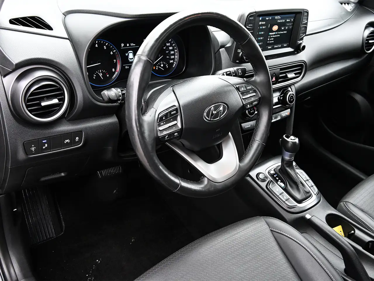 Hyundai KONA снимка Hyundai KONA